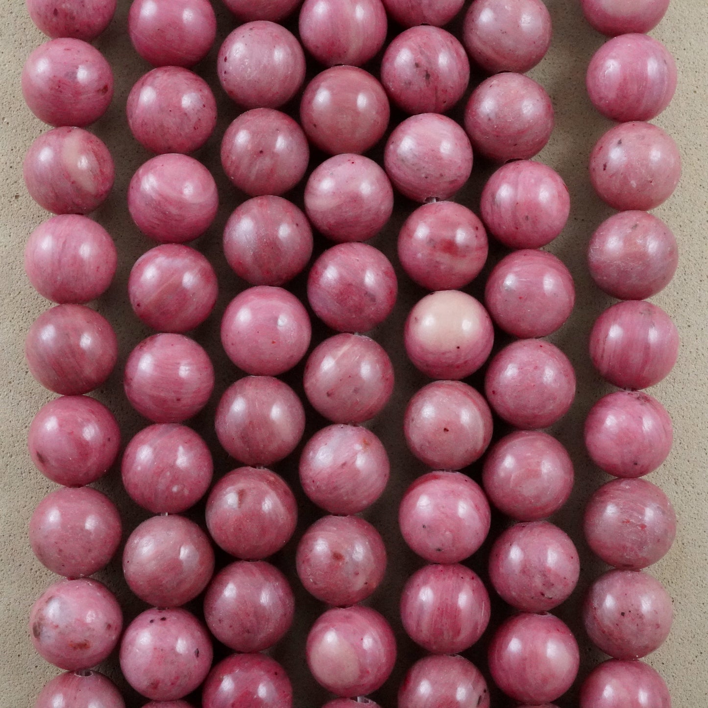 Thulite (Round)(Smooth)(4mm)(6mm)(8mm)(10mm)(12mm)(16"Strand)