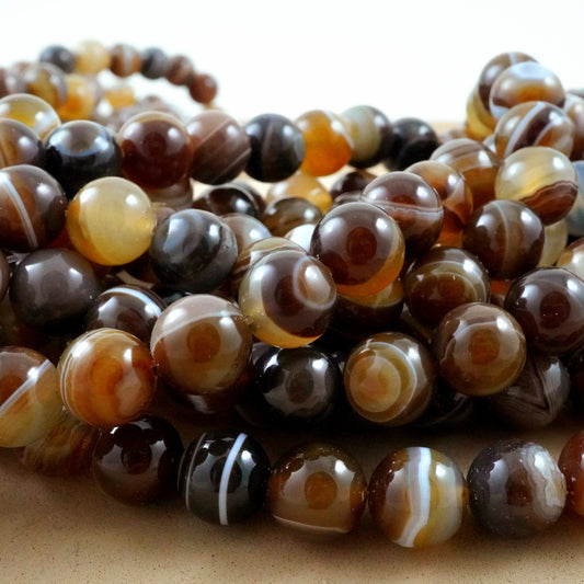 Sardonyx (Round)(Smooth)(4mm)(6mm)(8mm)(10mm)(12mm)(16"Strand)