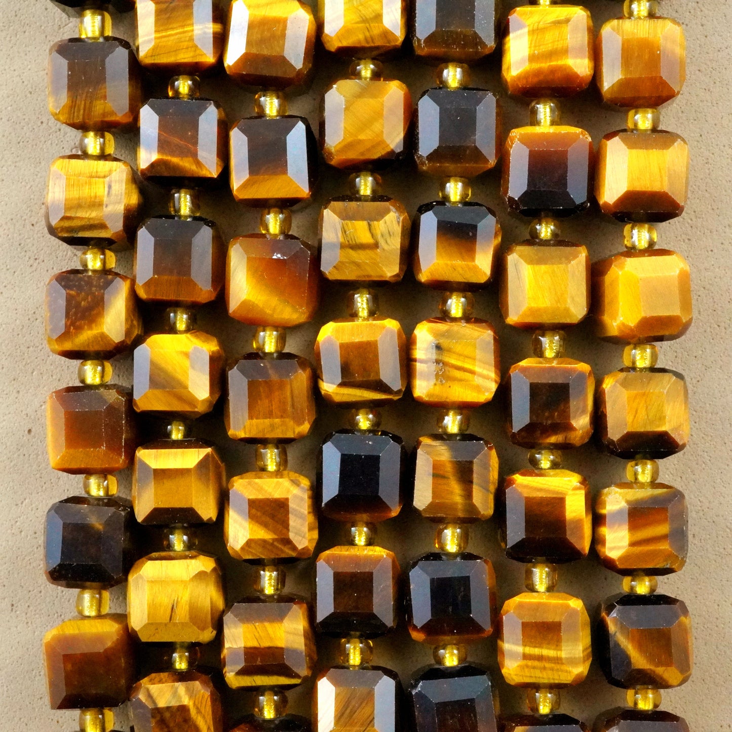 Tiger Eye (Cube)(Faceted)(8mm)(15"Strand)