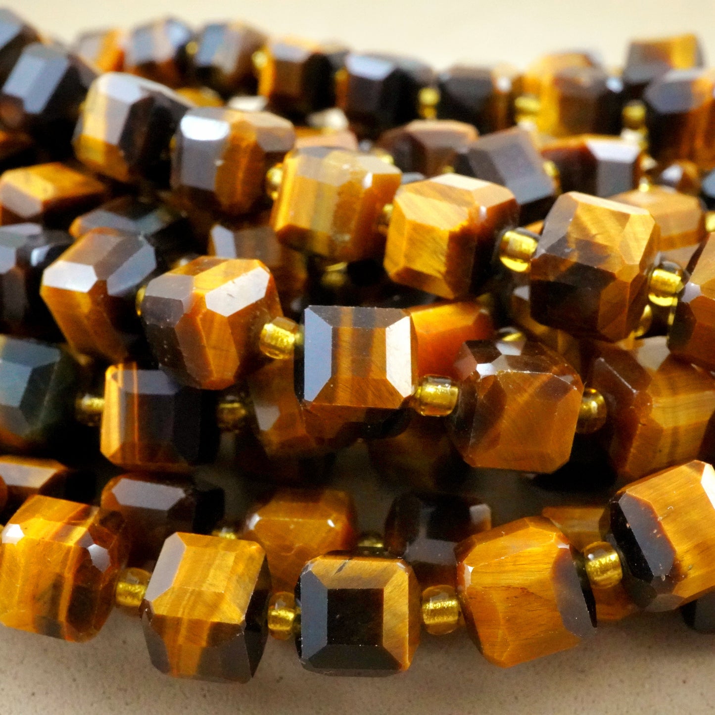 Tiger Eye (Cube)(Faceted)(8mm)(15"Strand)