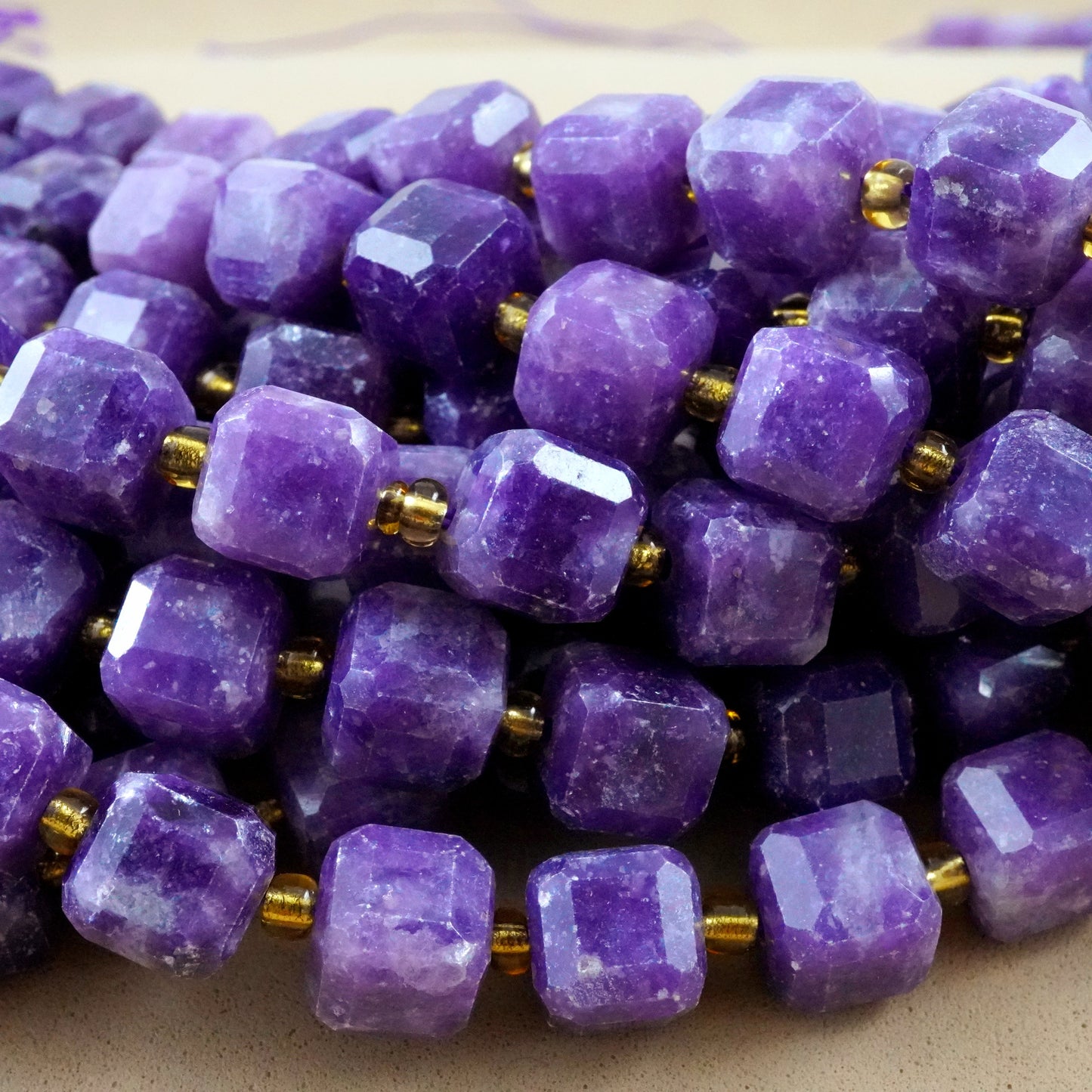 Lepidolite (Cube)(Faceted)(8mm)(15"Strand)