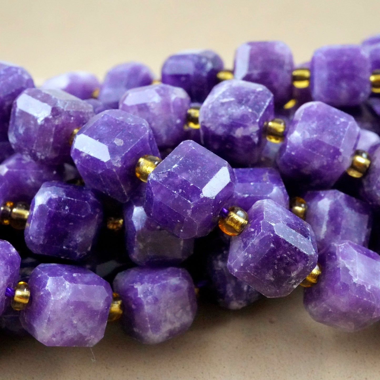 Lepidolite (Cube)(Faceted)(8mm)(15"Strand)